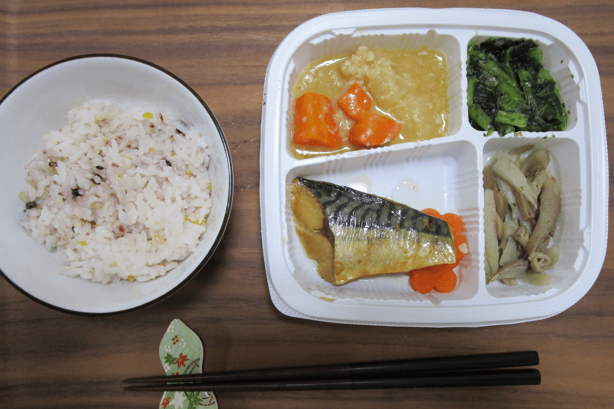 まごころケア食のサバの煮付け弁当